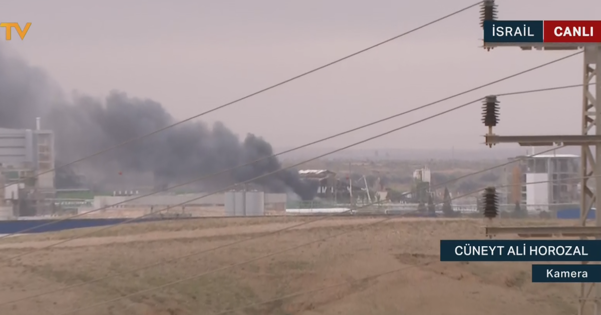 NTV ekibi İsrail'de vurulan tesisin yakınlarında. Saldırı anı kamerada