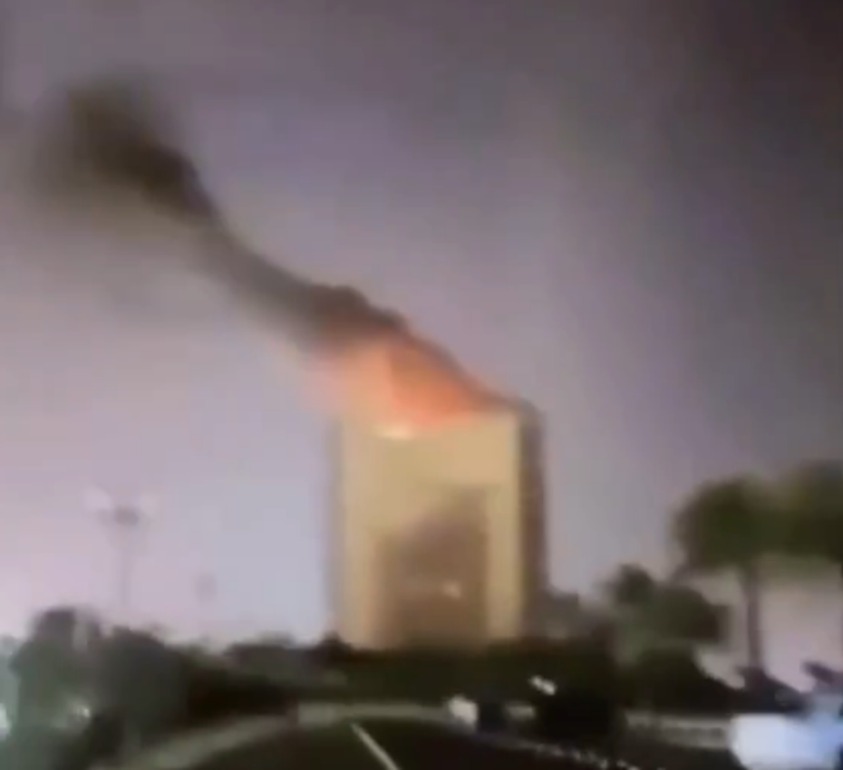 İran, Kuveyt Bakanlıklar Kompleksi'ni vurdu