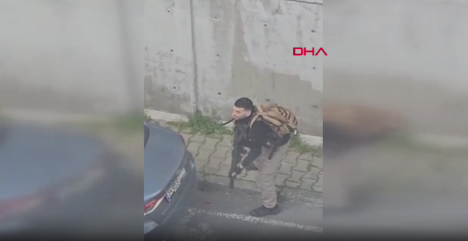 İsrail Konsolosluğu yakınında çatışma: Saldırganların etkisiz hale getirildiği anlar 