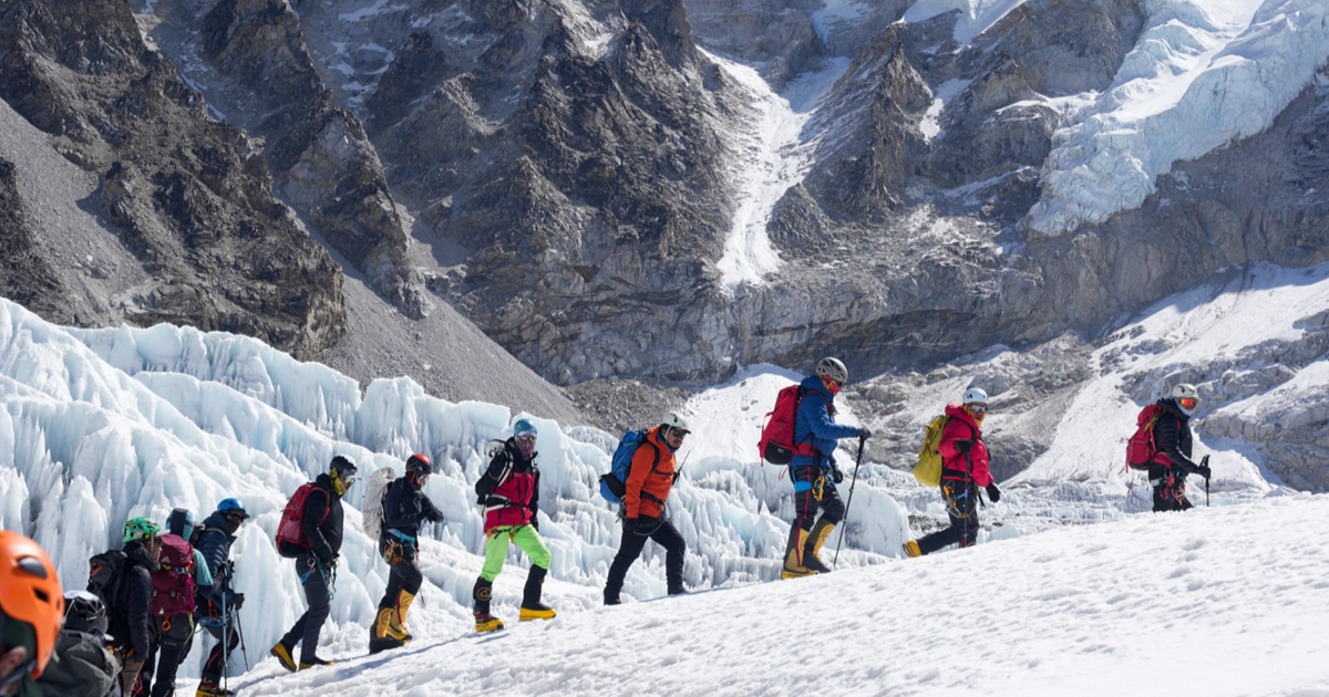 Dünyanın zirvesine giden yolda beklenmedik engel