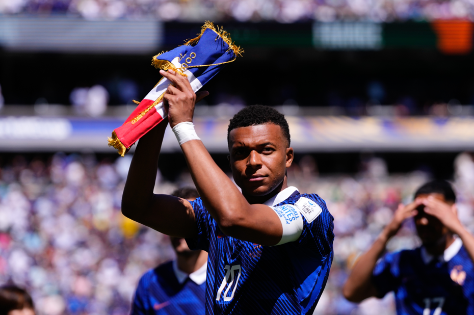 Fransa, Senegal'i 3-1 mağlup etti. Mbappe rekoru ele geçirdi