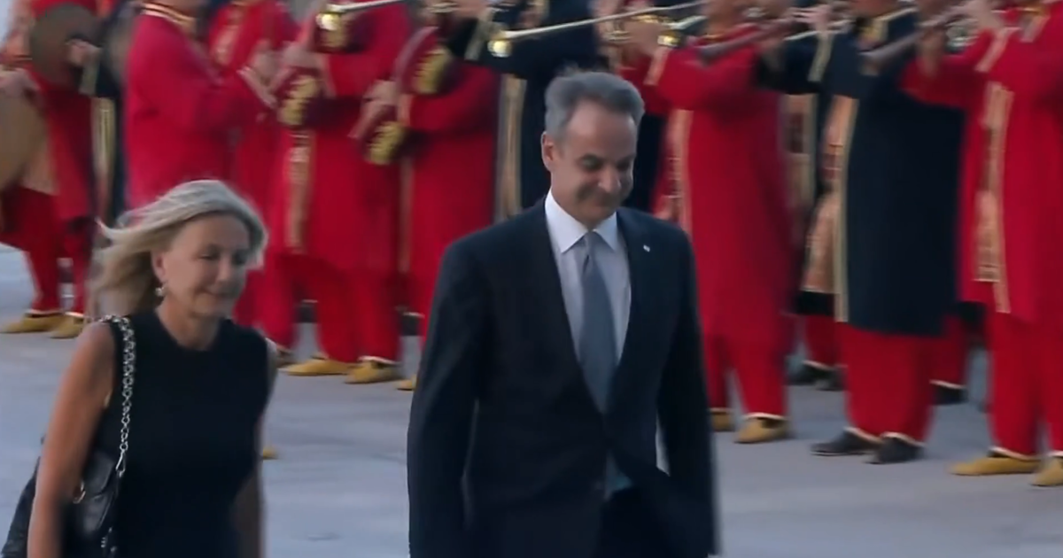Miçotakis'e Ceddin Deden karşılaması