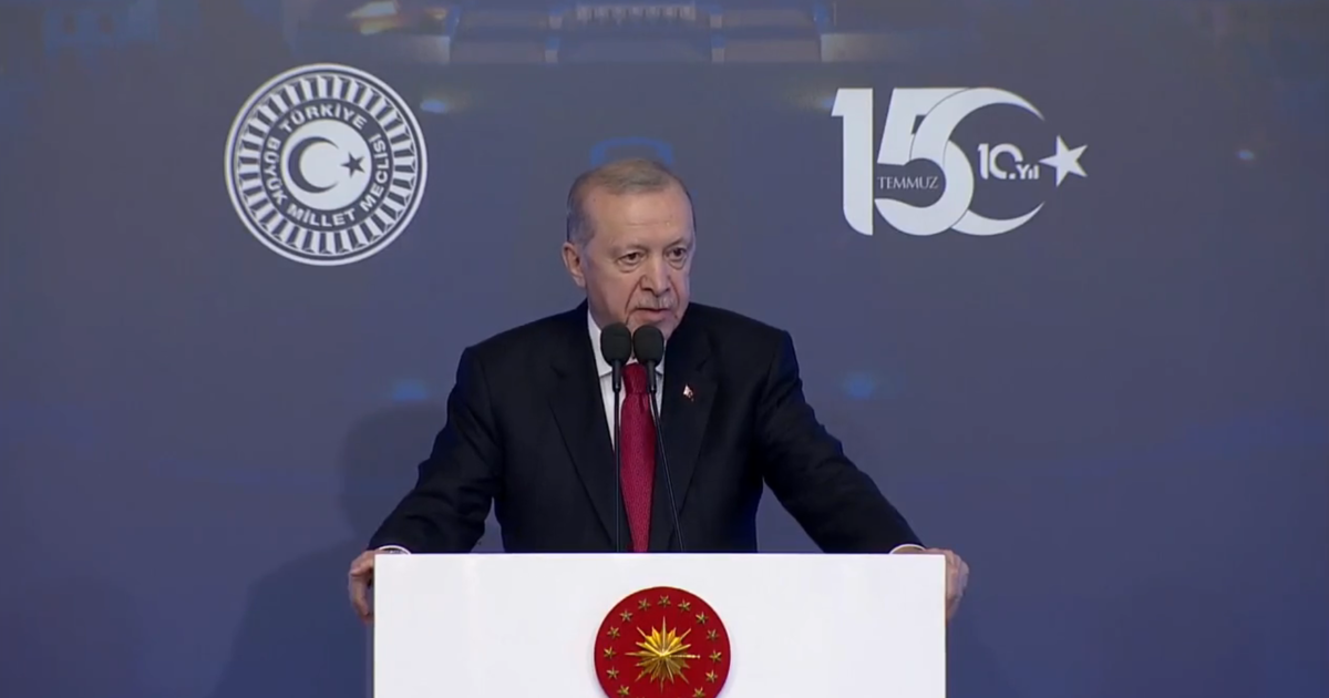 Cumhurbaşkanı Erdoğan: FETÖ tehlikesi devam ediyor, gardımızı düşürmeyeceğiz