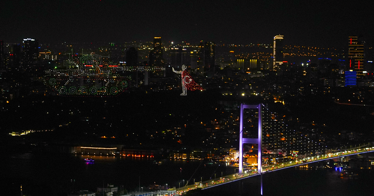 Türkiye şehitlerini andı