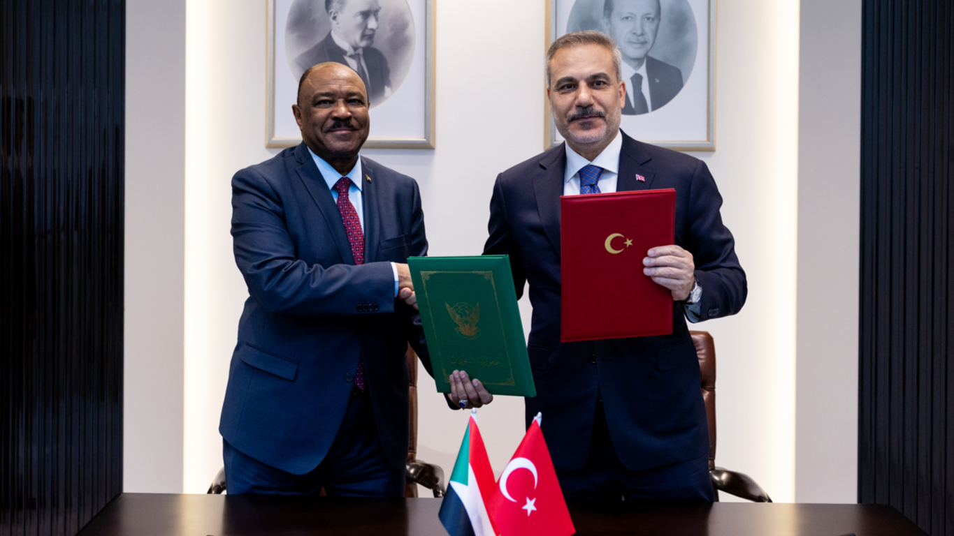 Dışişleri Bakanı Fidan, Sudanlı mevkidaşı ile görüştü haber görseli