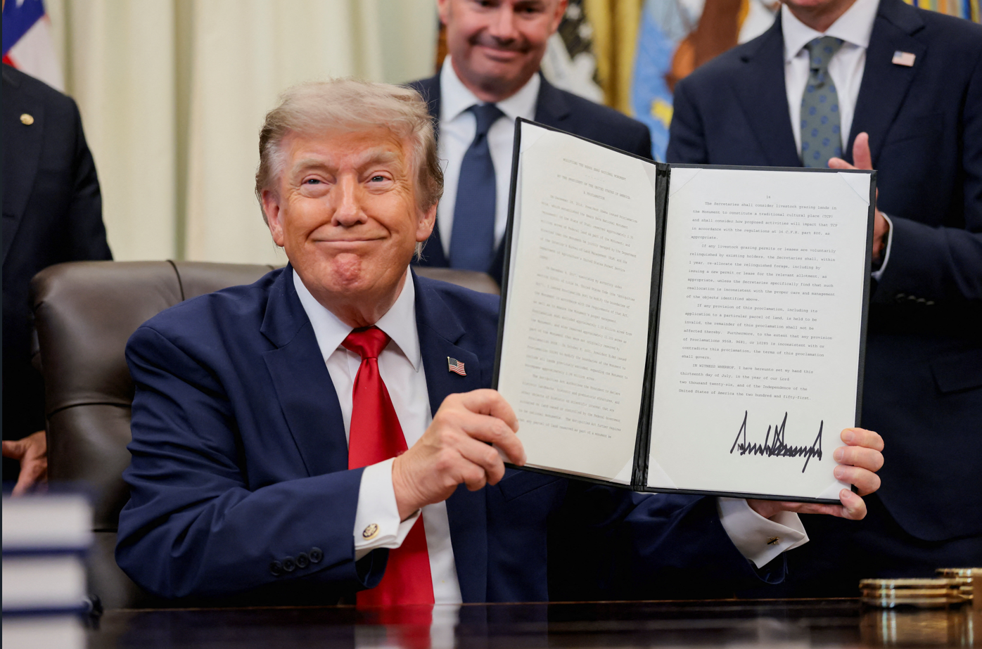 Trump ısrarcı. ABD doğumla vatandaşlığı kısıtlıyor haber görseli