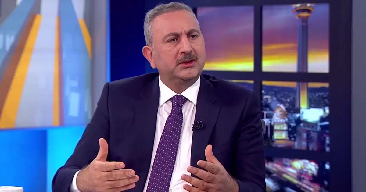 Abdulhamit Gül: Yasanın toplumsal mutabakatla çözülmesini istedik