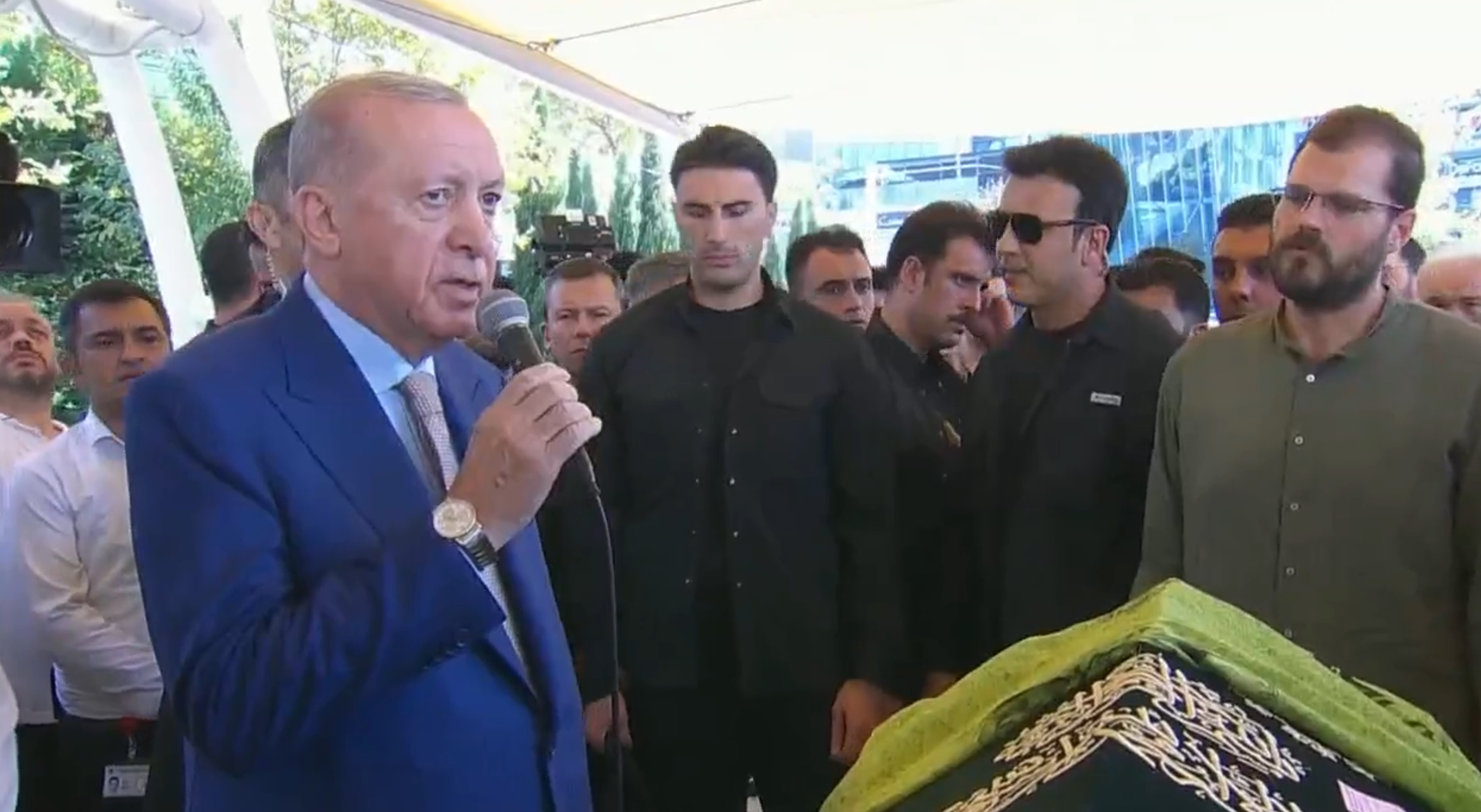 Cumhurbaşkanı Erdoğan, Zehra Önen'in cenaze törenine katıldı