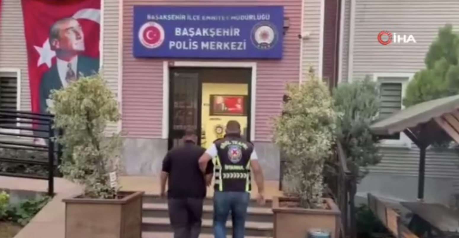 Tüm uyarılara rağmen ambulansa yol vermedi, yakalandı