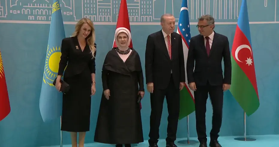 Türk Devletleri Teşkilatı Zirvesi. Cumhurbaşkanı Erdoğan liderleri karşıladı