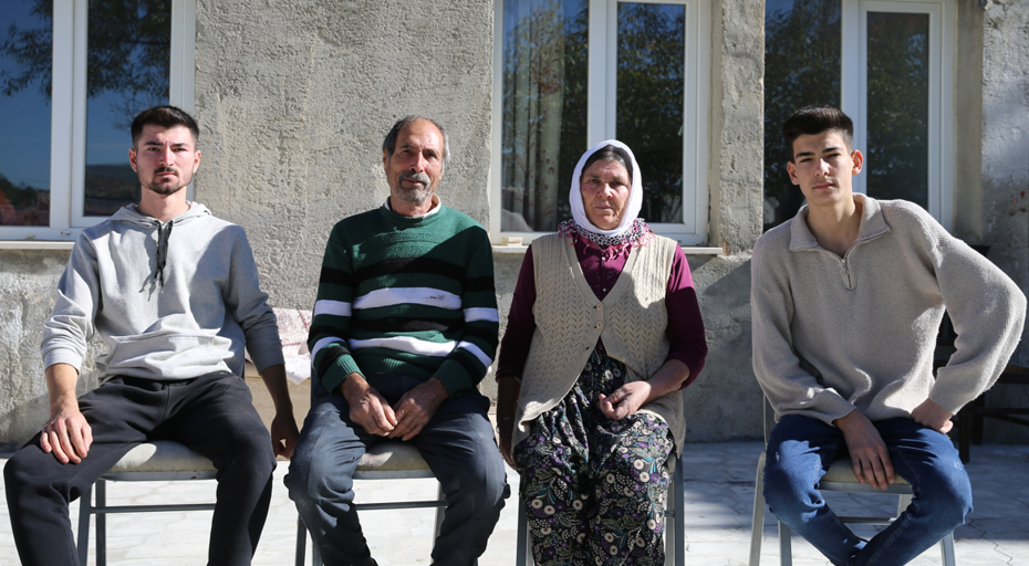 Denizlili baba, 12 çocuğuna mitoloji ve tarihi karakterlerden ilham aldığı isimleri verdi