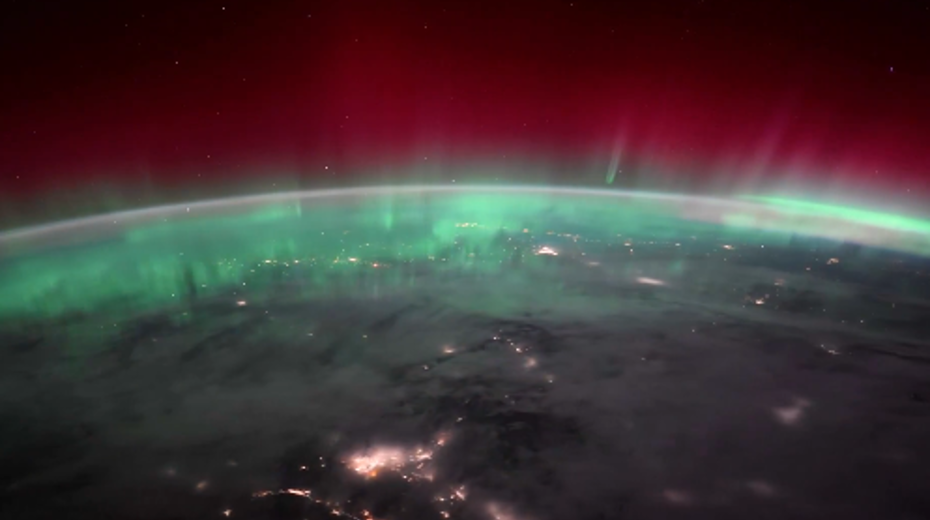 NASA astronotu, Kuzey Işıkları'nın şovunu uzaydan görüntüledi
