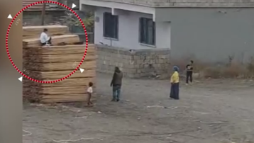 Kayseri'de bir aile gördüğü herkesi taşlıyor, mahalleli yolda yürüyemiyor