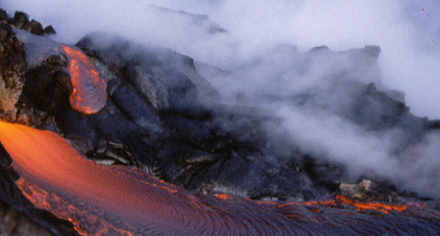 EN AKTİF ALTI YANARDAĞDAN BİRİ 1 EN AKTİF ALTI YANARDAĞDAN BİRİ 1