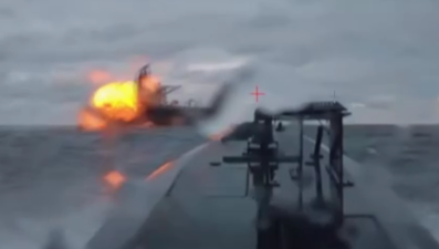 Ukrayna'dan Rusya'ya ait petrol tankerine saldırı