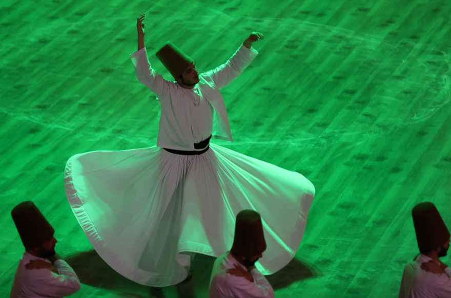 "MEVLANA BU GÜL BAHÇESİNDE BİR GÜLDÜR" 1