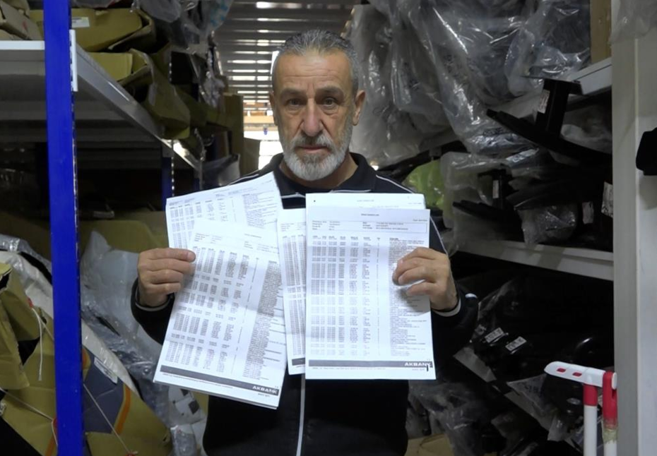 Kızının komşusuna telefon bankacılığı bilgilerini verdi, hayatı karardı