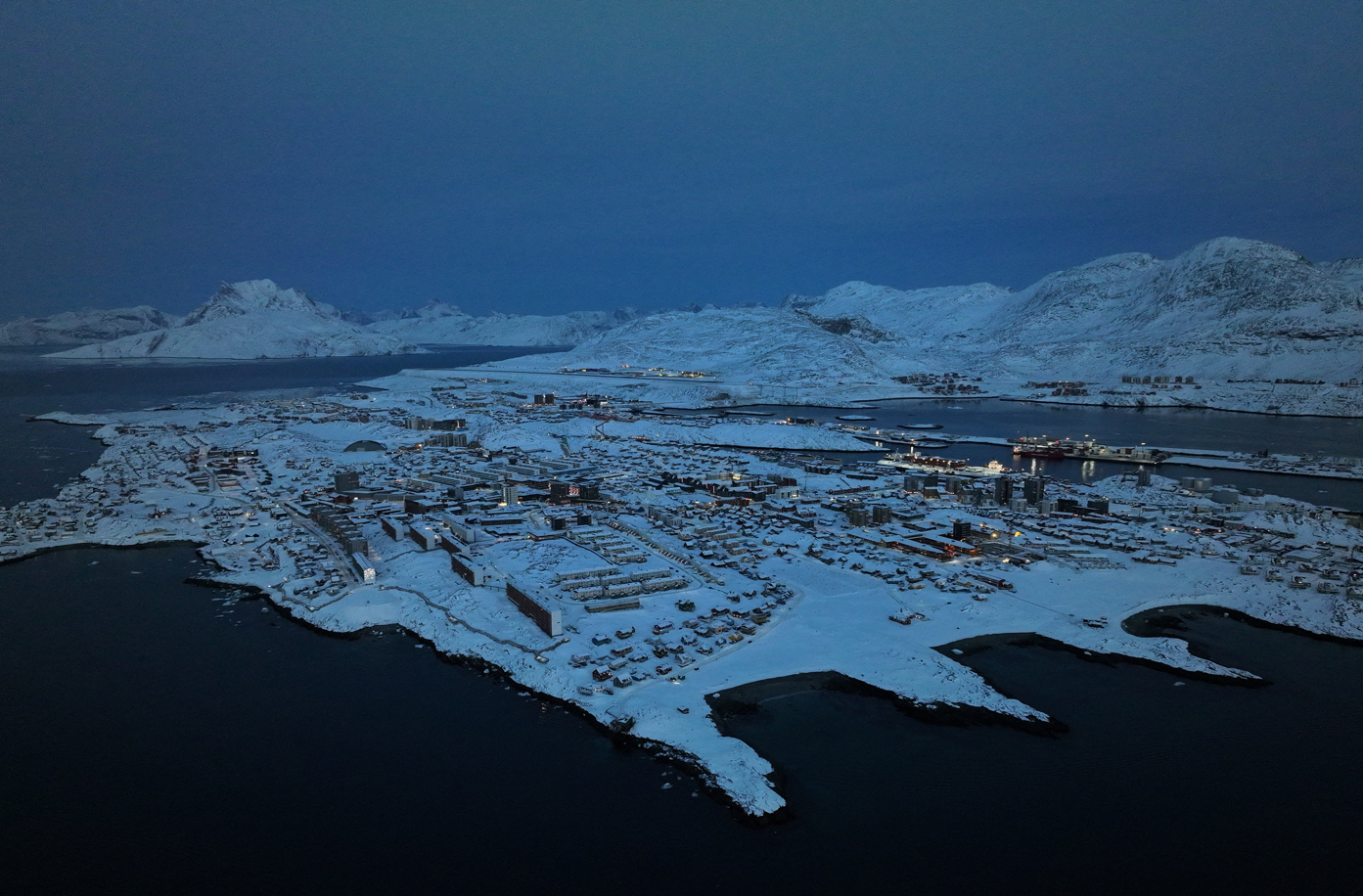 Buzullar, kara kış, keşfedilmemiş topraklar. Grönland'ın değerli madenleri nasıl çıkarılıyor?