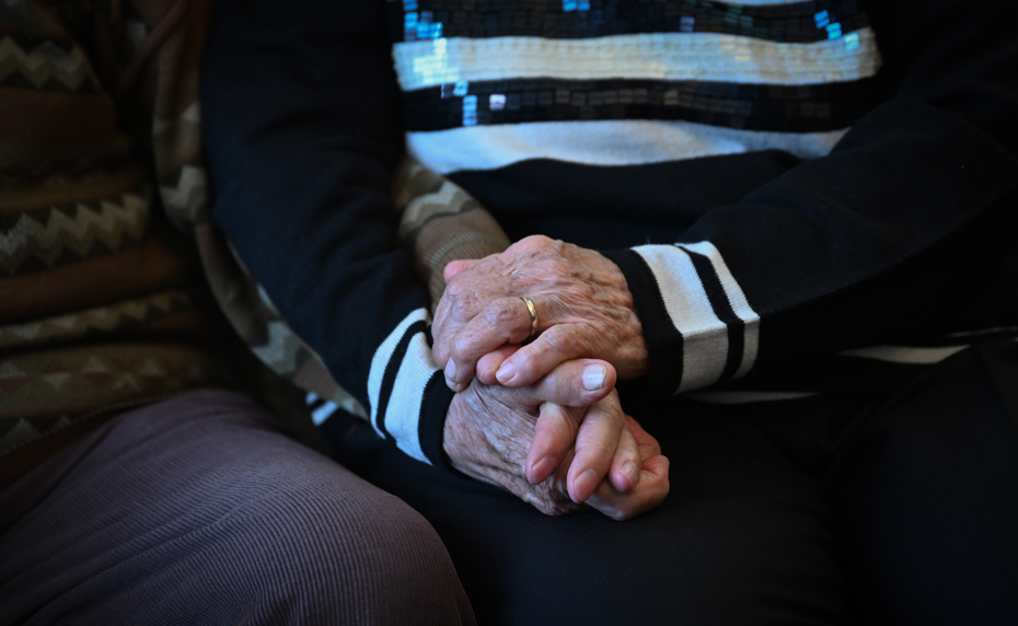 65 yıllık hayat arkadaşları gençlere mutlu evliliğin sırlarını verdi