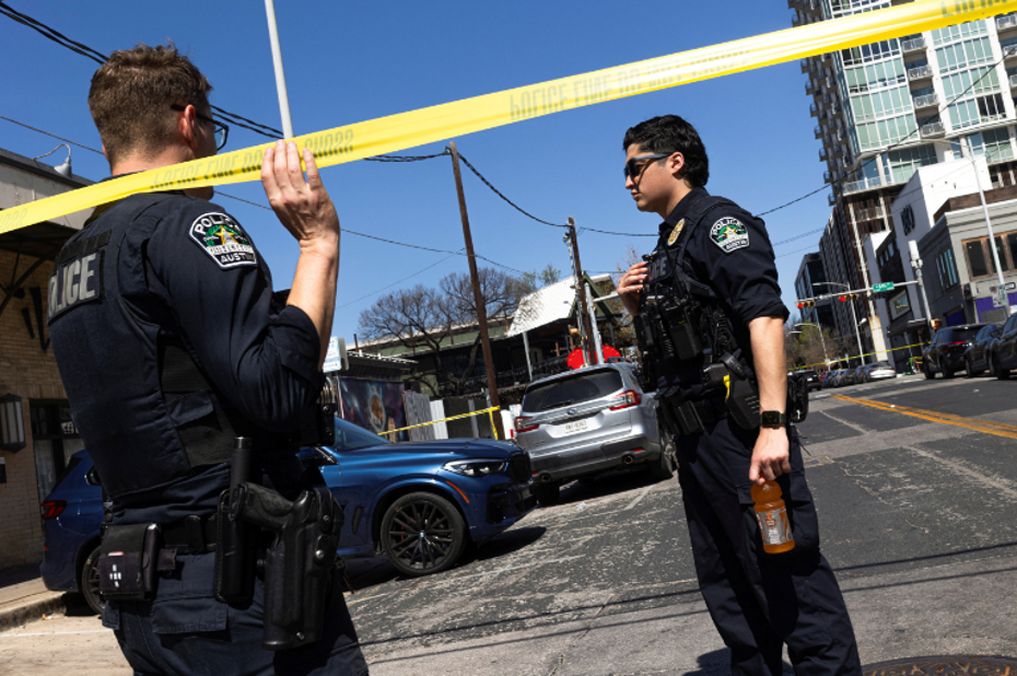 ABD’de bara silahlı saldırı: 3 ölü, 14 yaralı