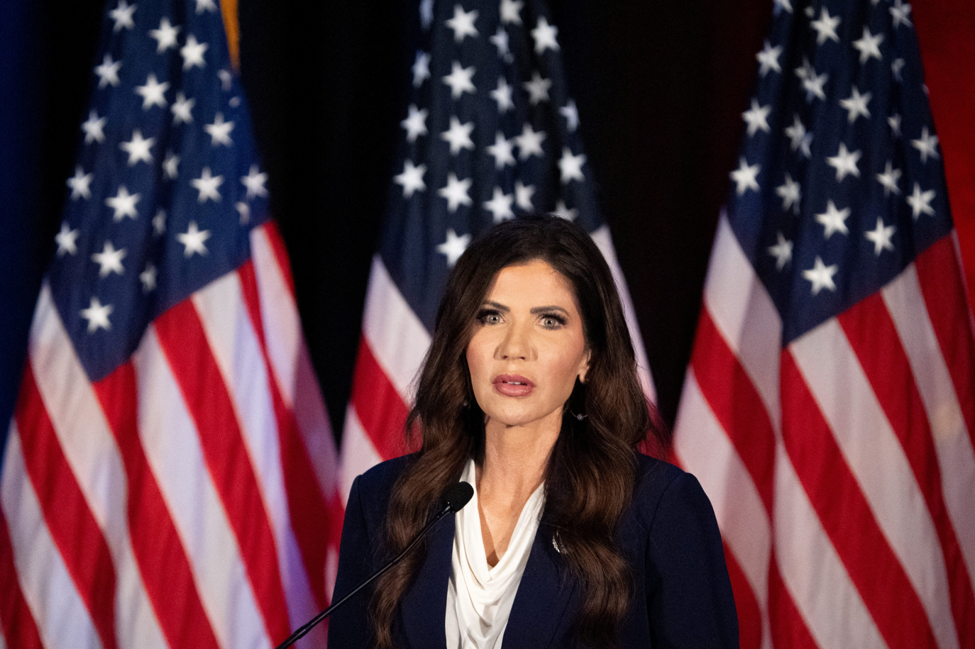 Yasak aşk ABD'li bakanı görevinden etti