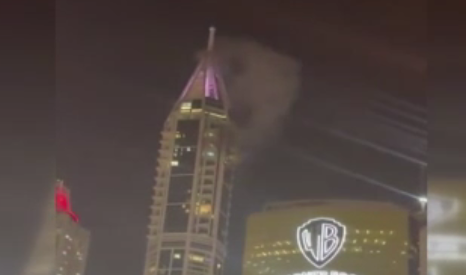 Dubai gökdelene kamikaze İHA'nın parçaları isabet etti