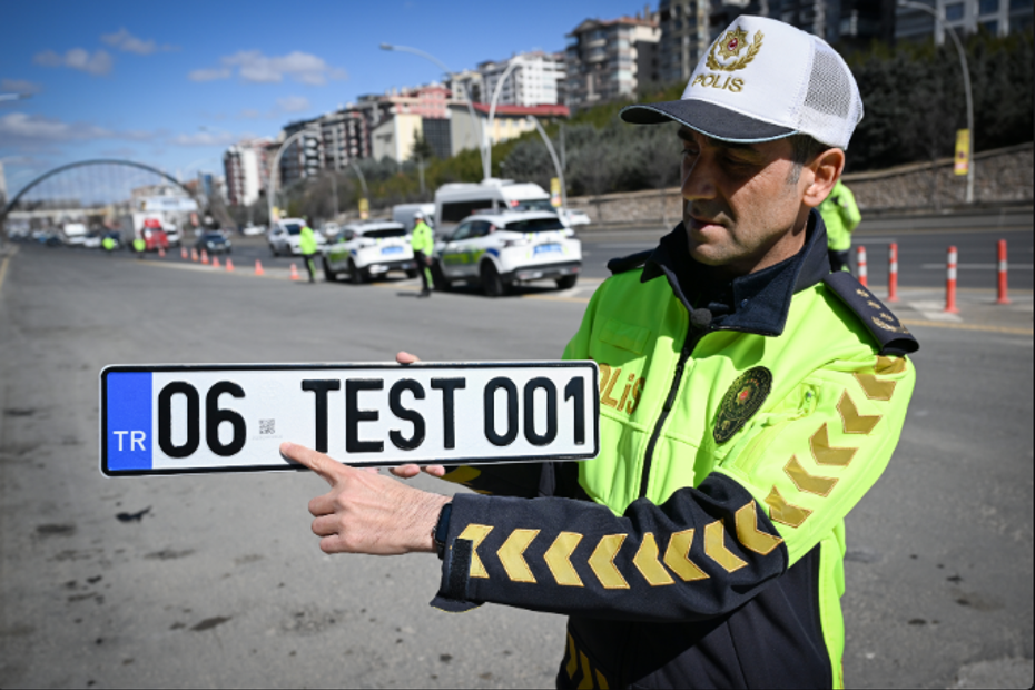 Emniyetten APP plaka rehberi: 3 adımda değişim