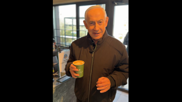 Netanyahu, "öldü" iddialarına karşı sosyal medyadan video paylaştı