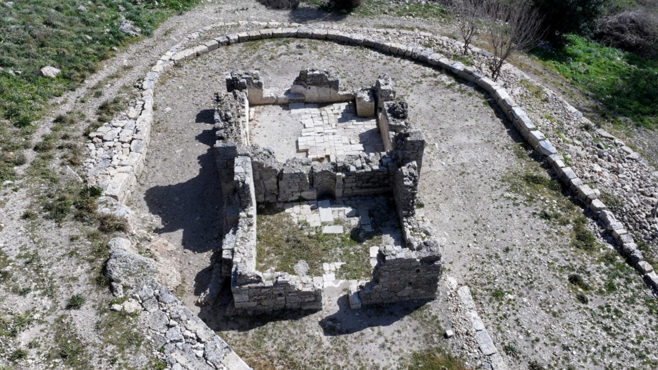 Antalya'da 500 yıllık mescit bulundu. Yıkılıp yeniden inşa edilmiş