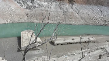14 yıl önce yok olmuştu. Sular çekilince ortaya çıktı