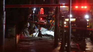 İran çok başlıklı füzelerle Tel Aviv'i vurdu: 1 ölü