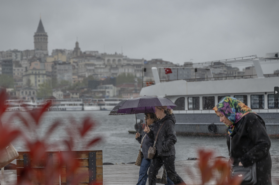 Hava soğuyor, kuvvetli sağanak geliyor. 5 gün sürecek
