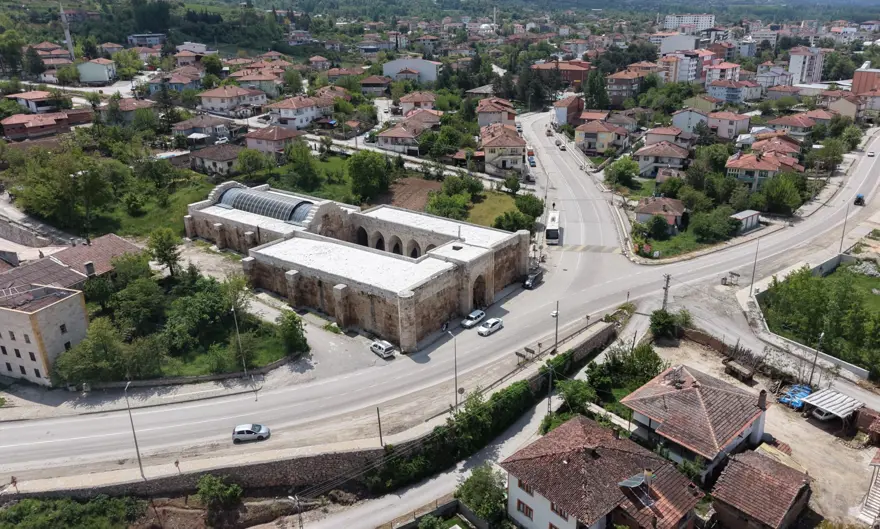 Temeli 788 yıl önce atıldı. Ticaret yollarının sessiz tanığı 