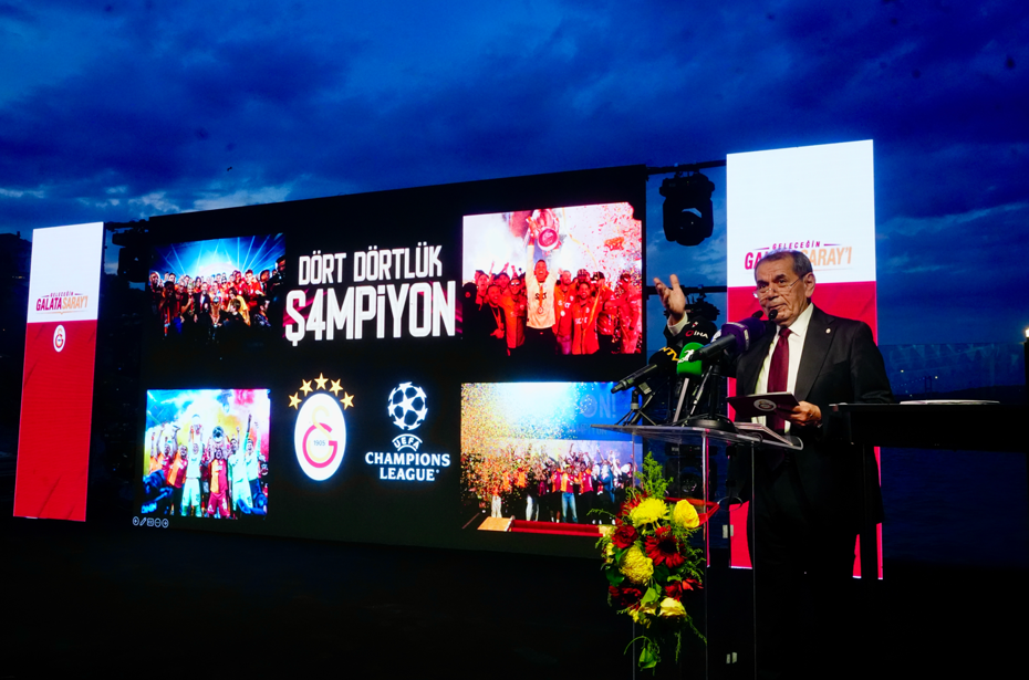 Galatasaray Başkanı Özbek. 