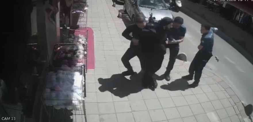Vatandaş polis katilini linç etmek istedi 2