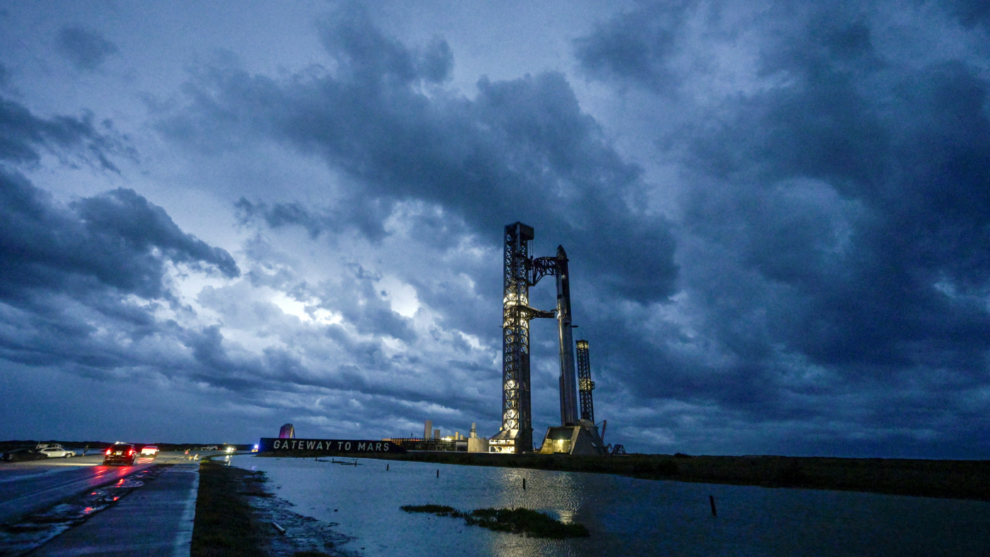 SpaceX'ten rekor planı. Her saat başı roket fırlatılacak