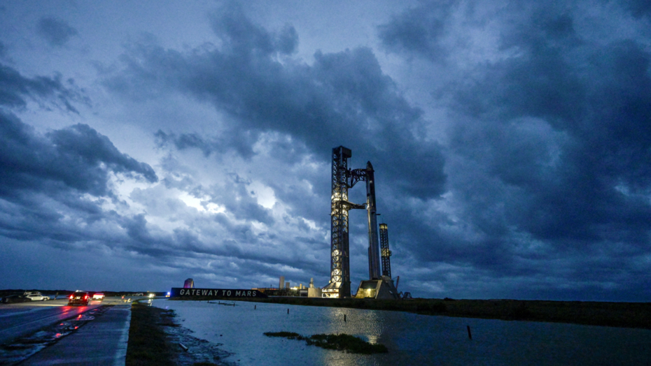 SpaceX'ten rekor planı. Her saat başı roket fırlatılacak