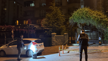 Darp edilen kadını kurtarmaya çalışan kardeşler bıçaklandı