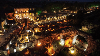 Efes'te gece müzeciliği dönemi