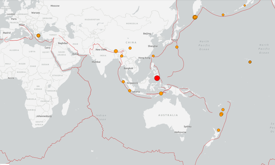 Filipinler'de 7.8 büyüklüğünde deprem