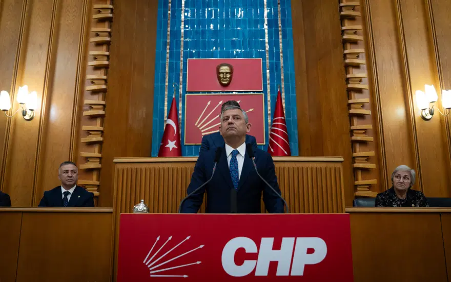 ÖZGÜR ÖZEL KONUŞACAK 3