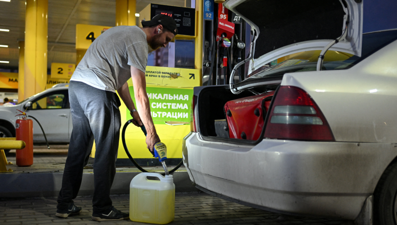 Petrol devi Rusya'da yakıt krizi derinleşiyor