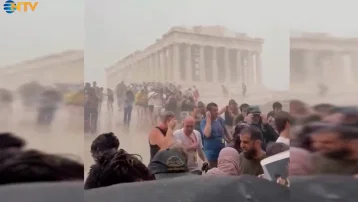 Yunanistan'da Temmuz sonunda kar yağdı. Rüzgarın hızı 100 kilometreye ulaştı