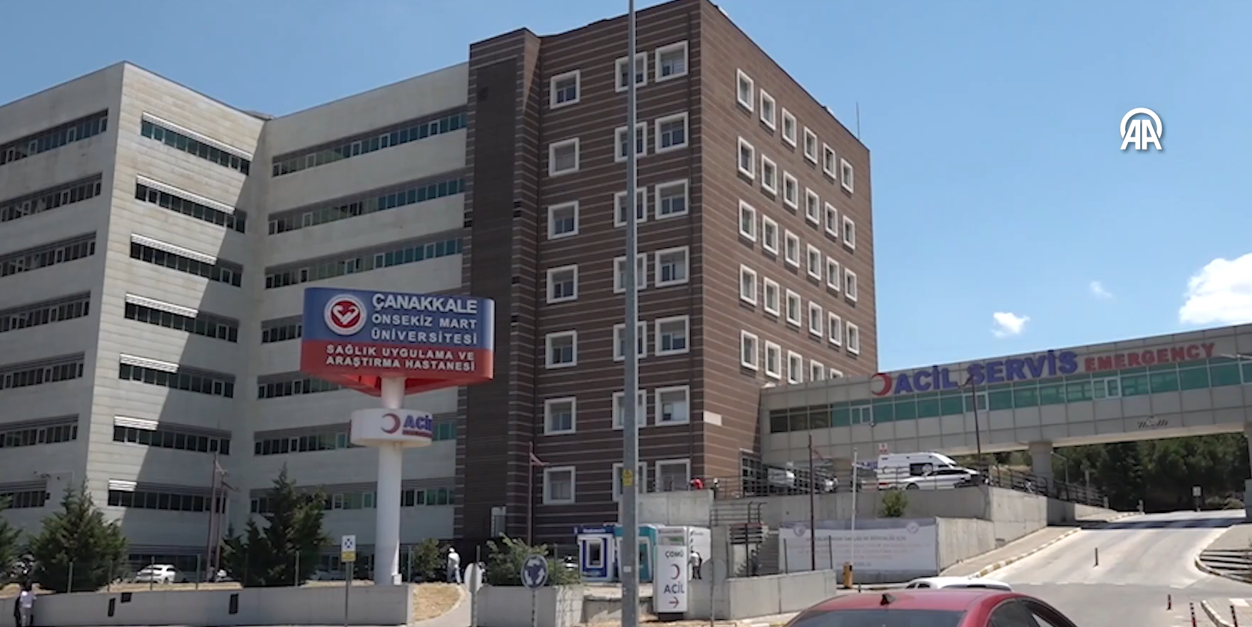 Komşu dairedeki ilaçlama hayatlarını kararttı. Çocuk öldü, anne yoğun bakımda