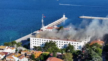 Heybeliada'da Deniz Harp Okulu'nda yangın