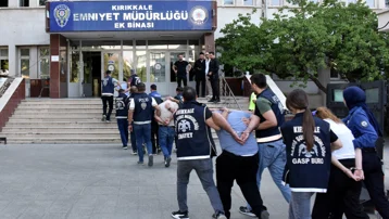 Kırıkkale'de 12 yıl önce derin dondurucuda bulunan cesetle ilgili 17 şüpheli yakalandı