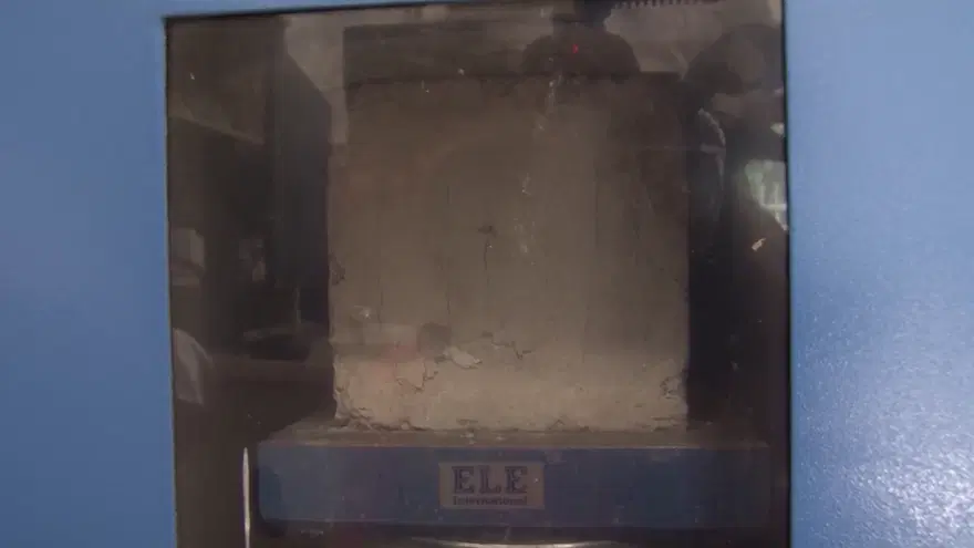 Çürük binalar nasıl tespit ediliyor? NTV ekibi karot test laboratuvarına girdi 6