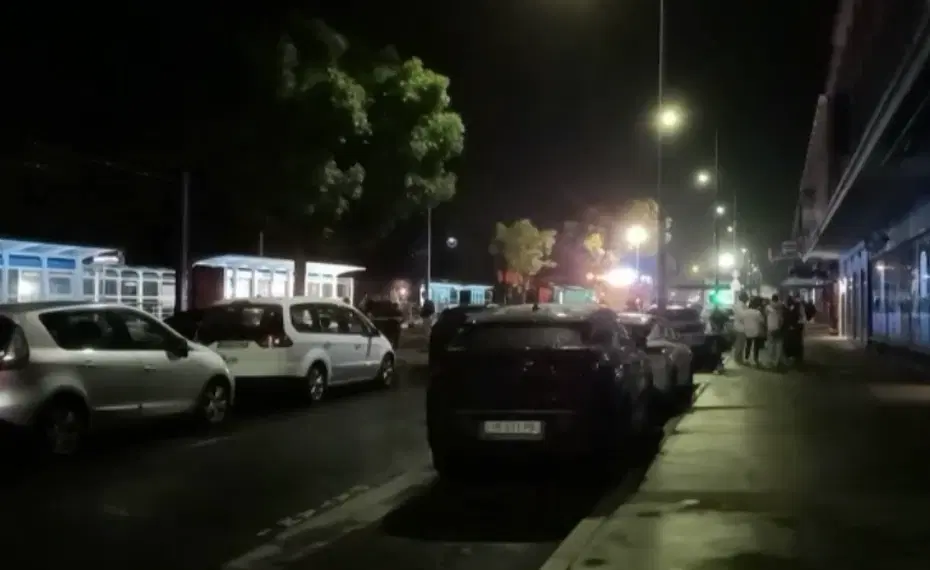 Fransa'da araç kalabalığın arasına daldı. Bir kişi öldü, 10 kişi yaralandı