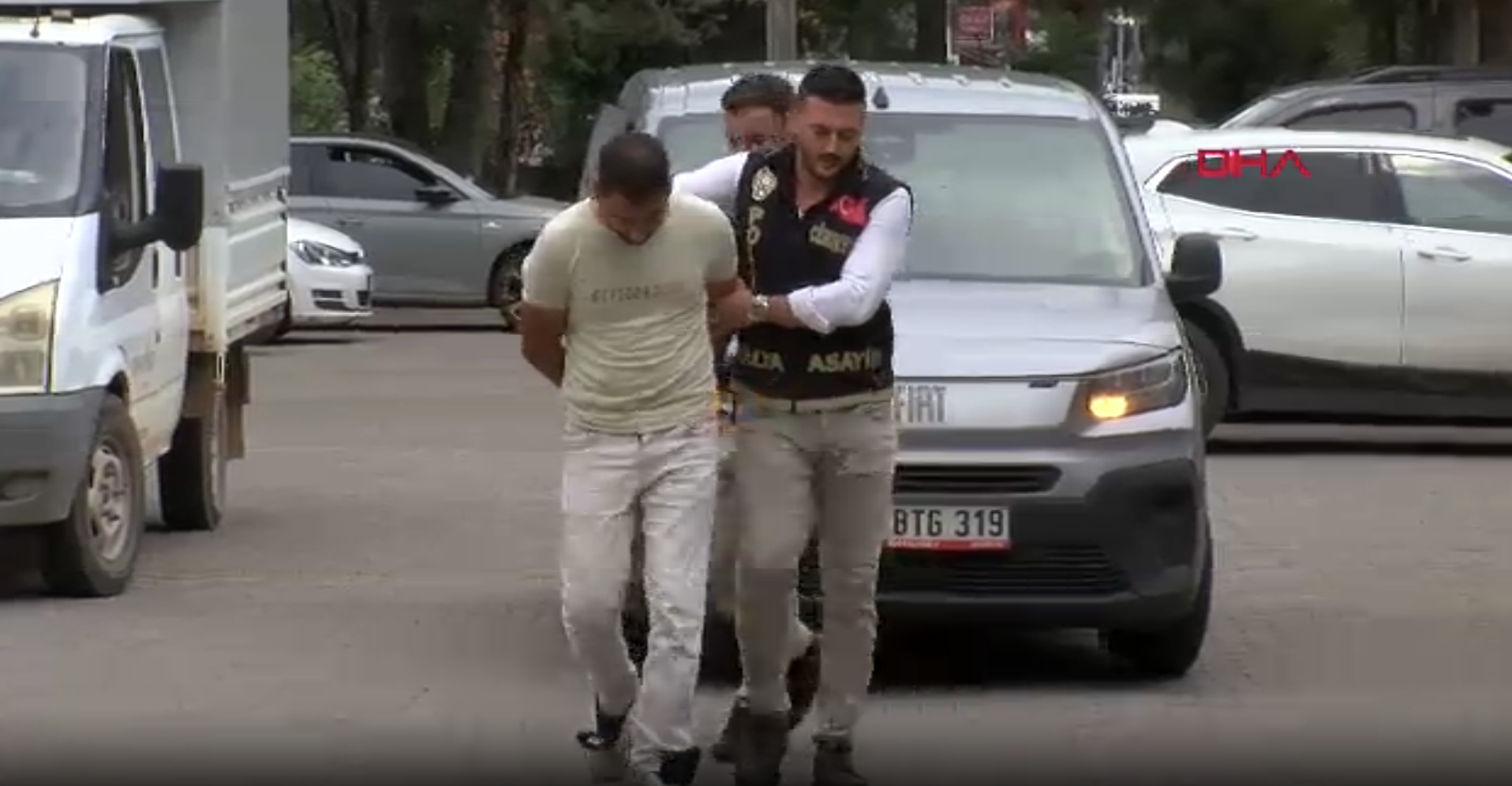 Birlikte yaşadığı kadının üzerine kaynar su döküp boğarak öldürdü