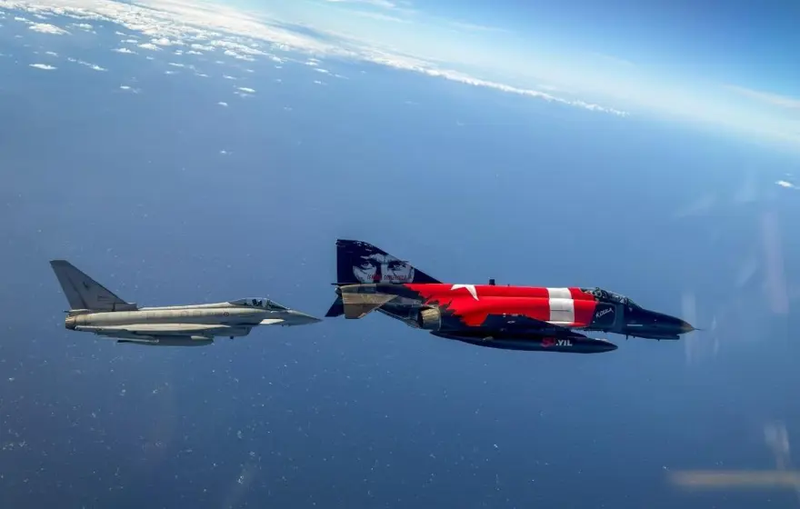 Baba fantom F-35'le karşılaştı, tatbikatın yıldızı oldu  3